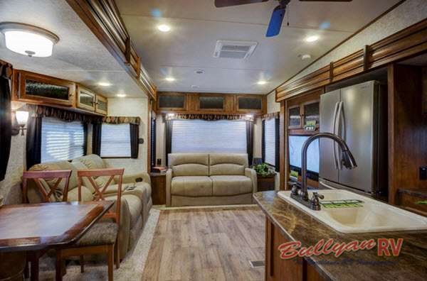 Keystone Sprinter Fifth Wheel Interior