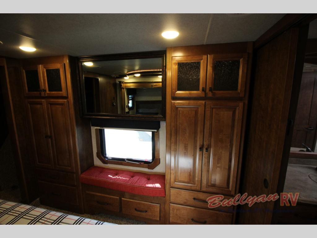 Heartland Landmark 365 Orlando Fifth Wheel Bedroom