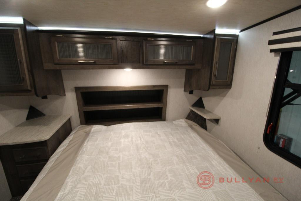 torque 325 bedroom