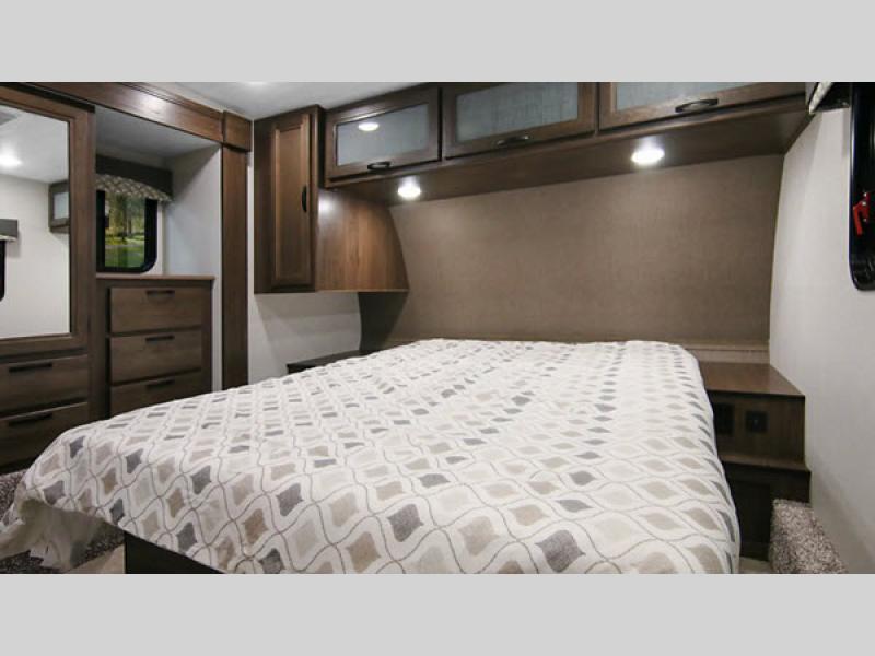 winnebago voyage bedroom